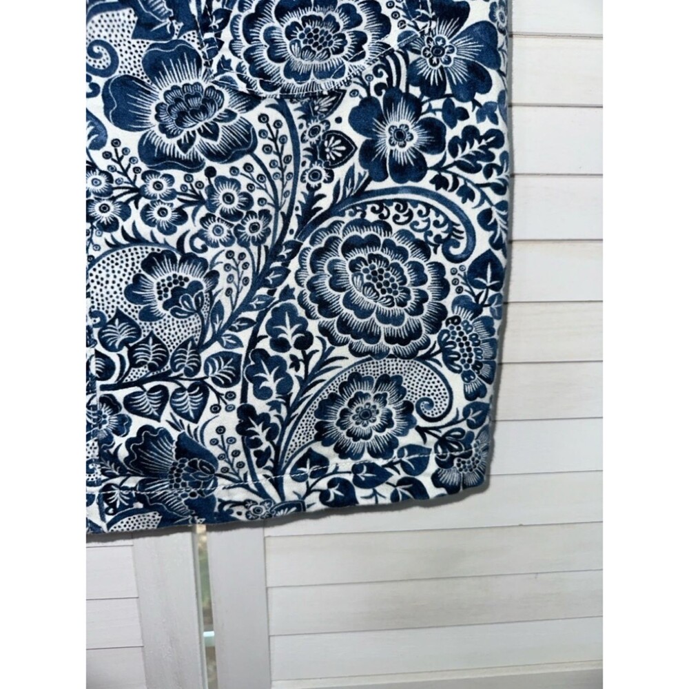 Chico's Skort Size 6 Navy and White Denim - Picture 5 of 11